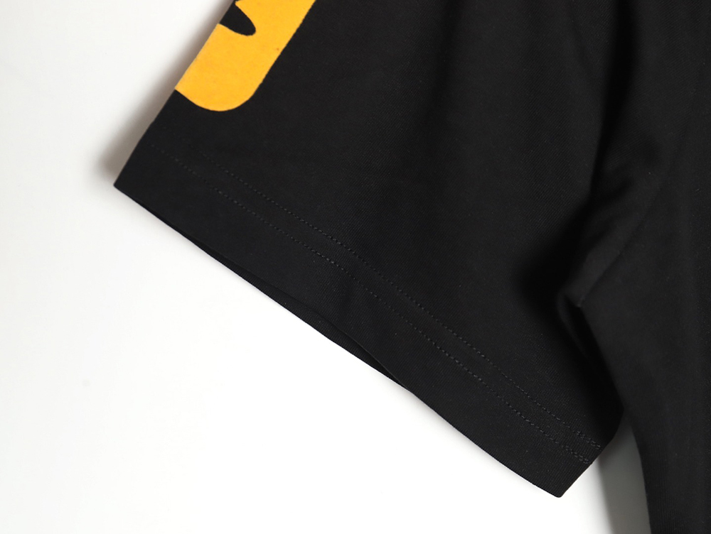 Fendi short-sleeved shirt with FF logo printed on the chest TSK2