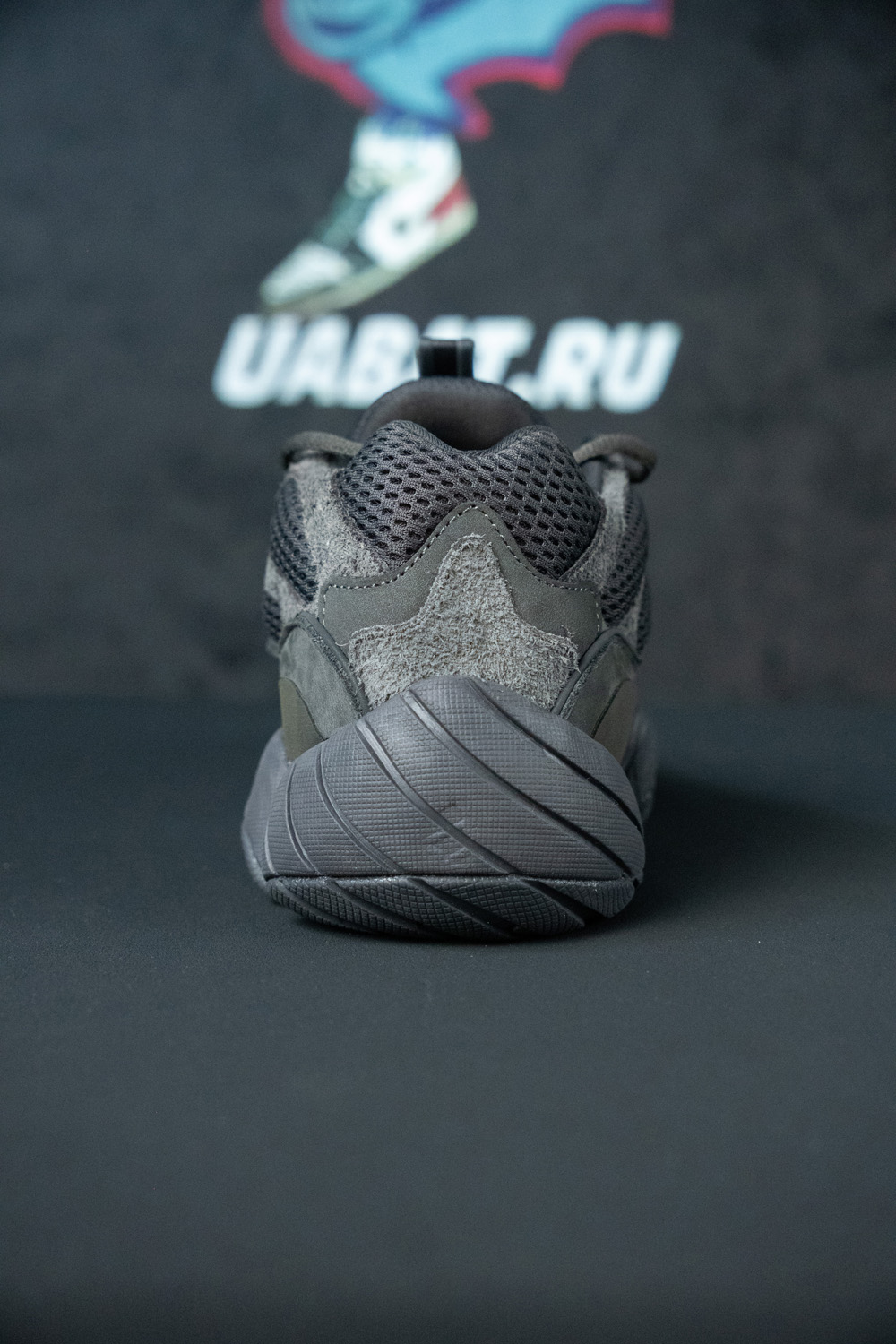 "Special Price" yeezy 500 "UTILITY BLACK"