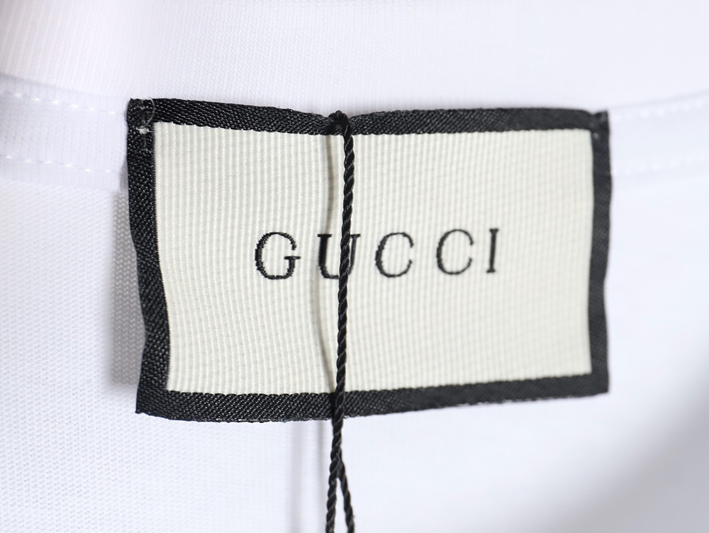 Gucci 24SS three-dimensional lettering short-sleeved T-shirt
