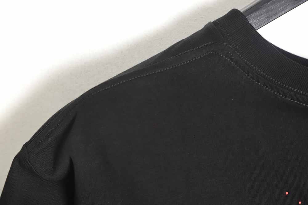 Givenchy ink-splashed letter print round neck short sleeves