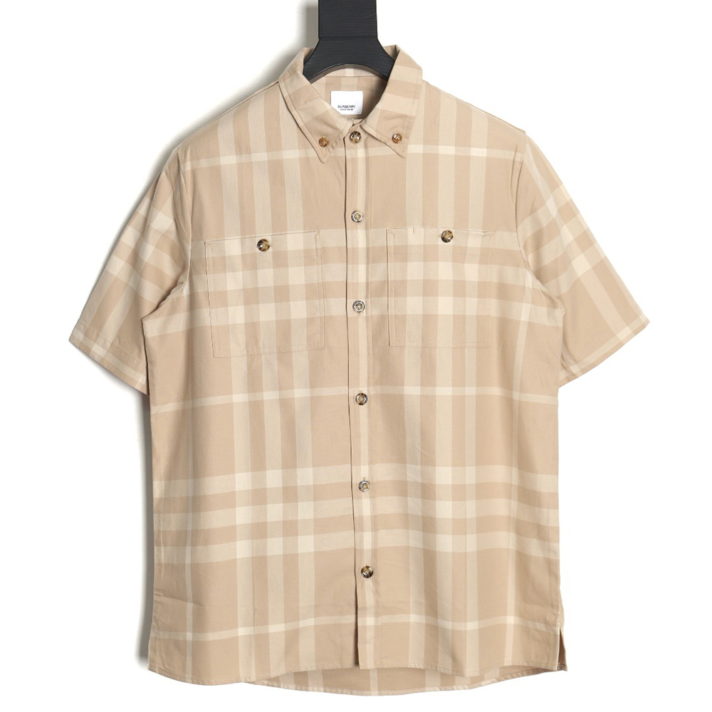 Burberry double pocket plaid short sleeve shirt