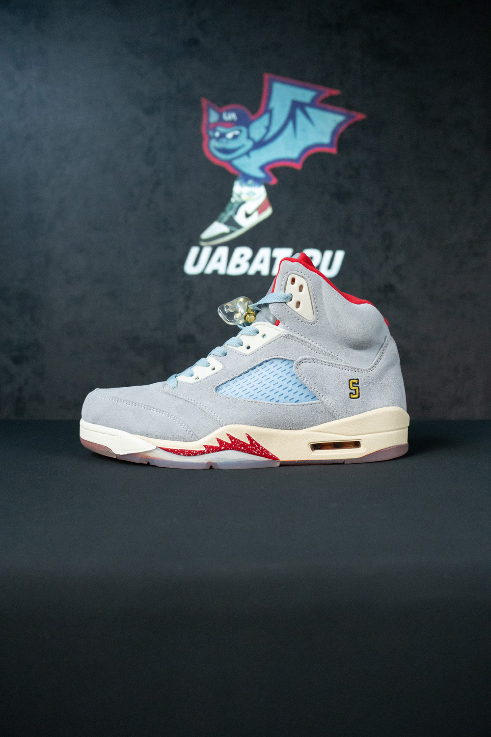 TROPHY ROOM X AIR JORDAN 5 RETRO 