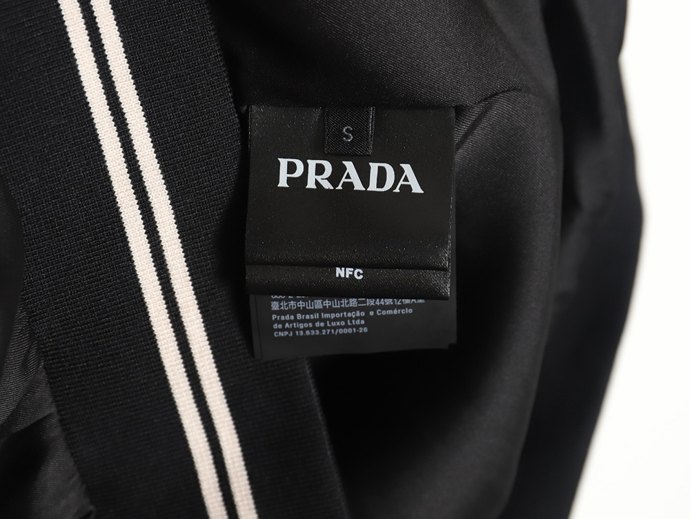 Prada 24SS mulberry silk ribbon hem hooded jacket