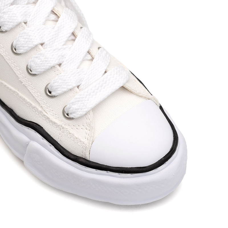 Maison Mihara Yasuhiro Peterson OG Sole Canvas Low White