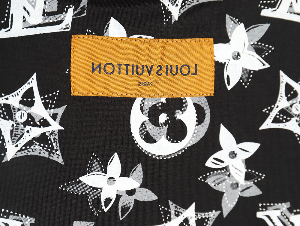 Louis Vuitton all over print shadow short sleeve_TSK1