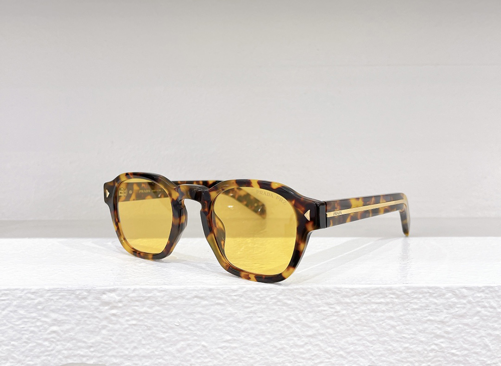 Prada eyeglasses SPRA16S