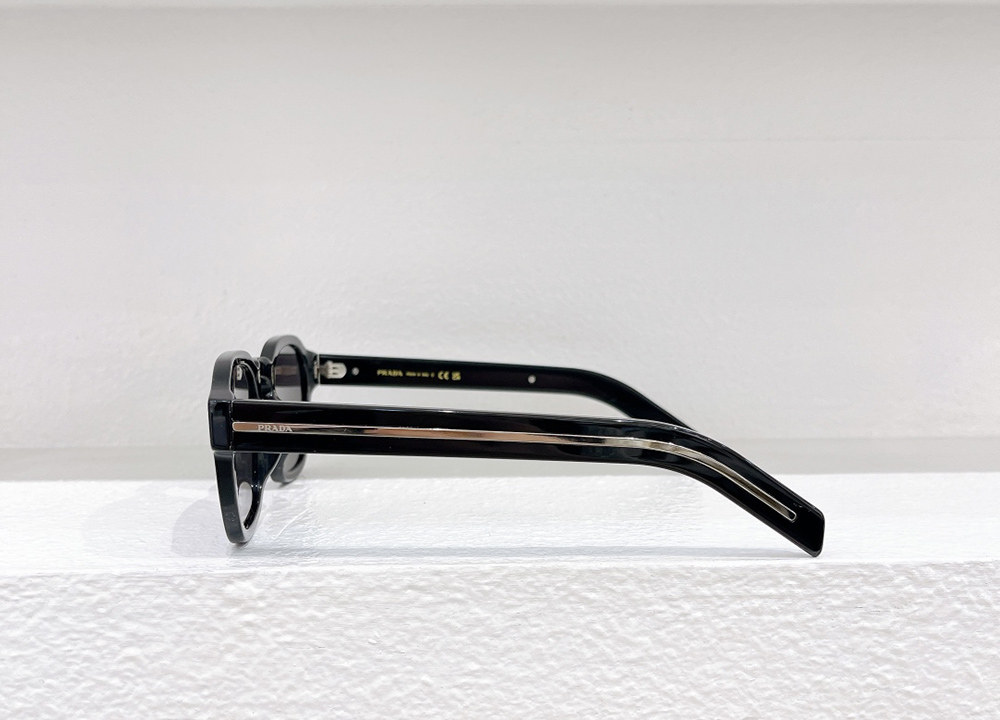 Prada eyeglasses SPRA16S