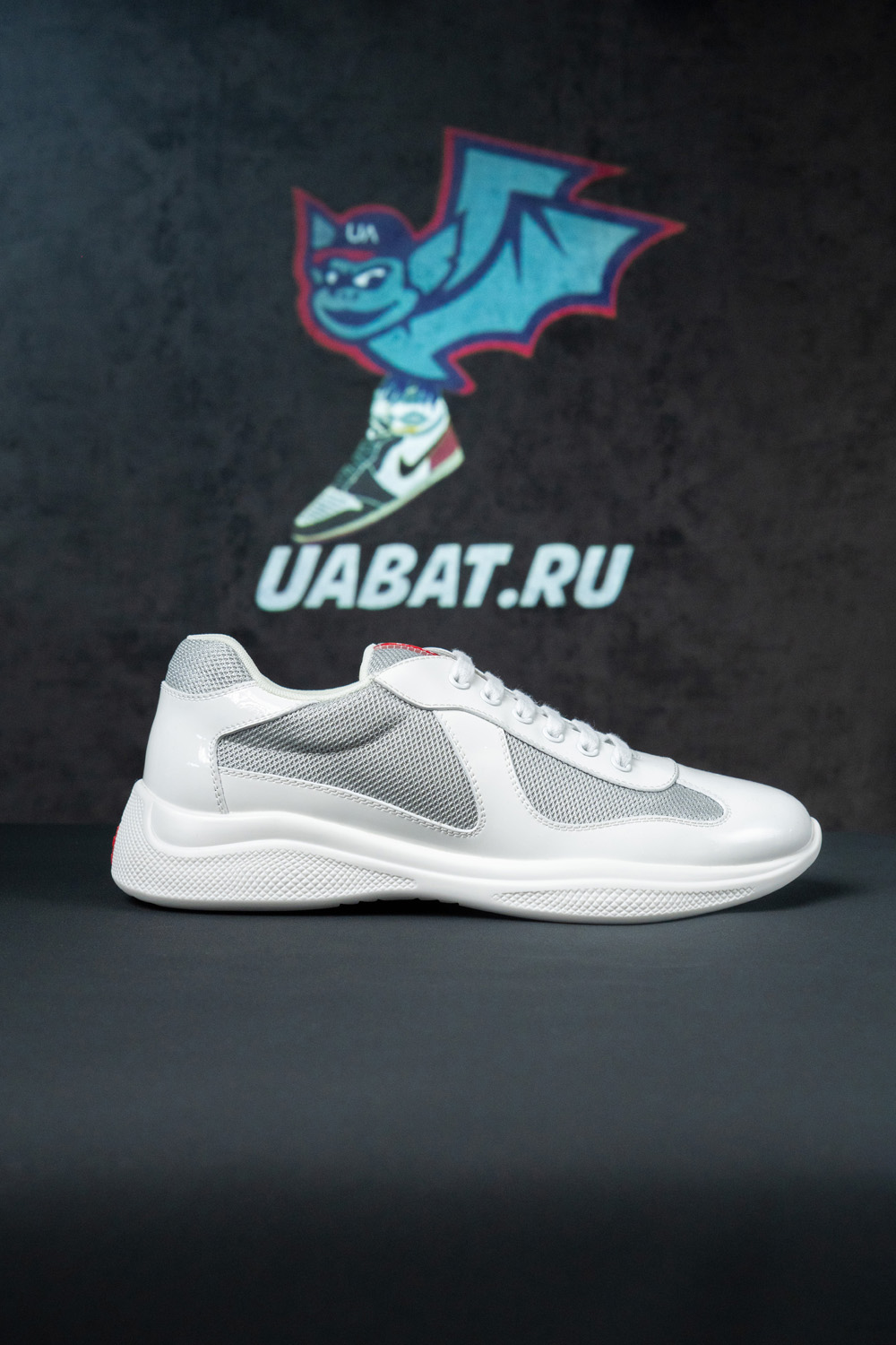Prada America's Cup 'White Silver'