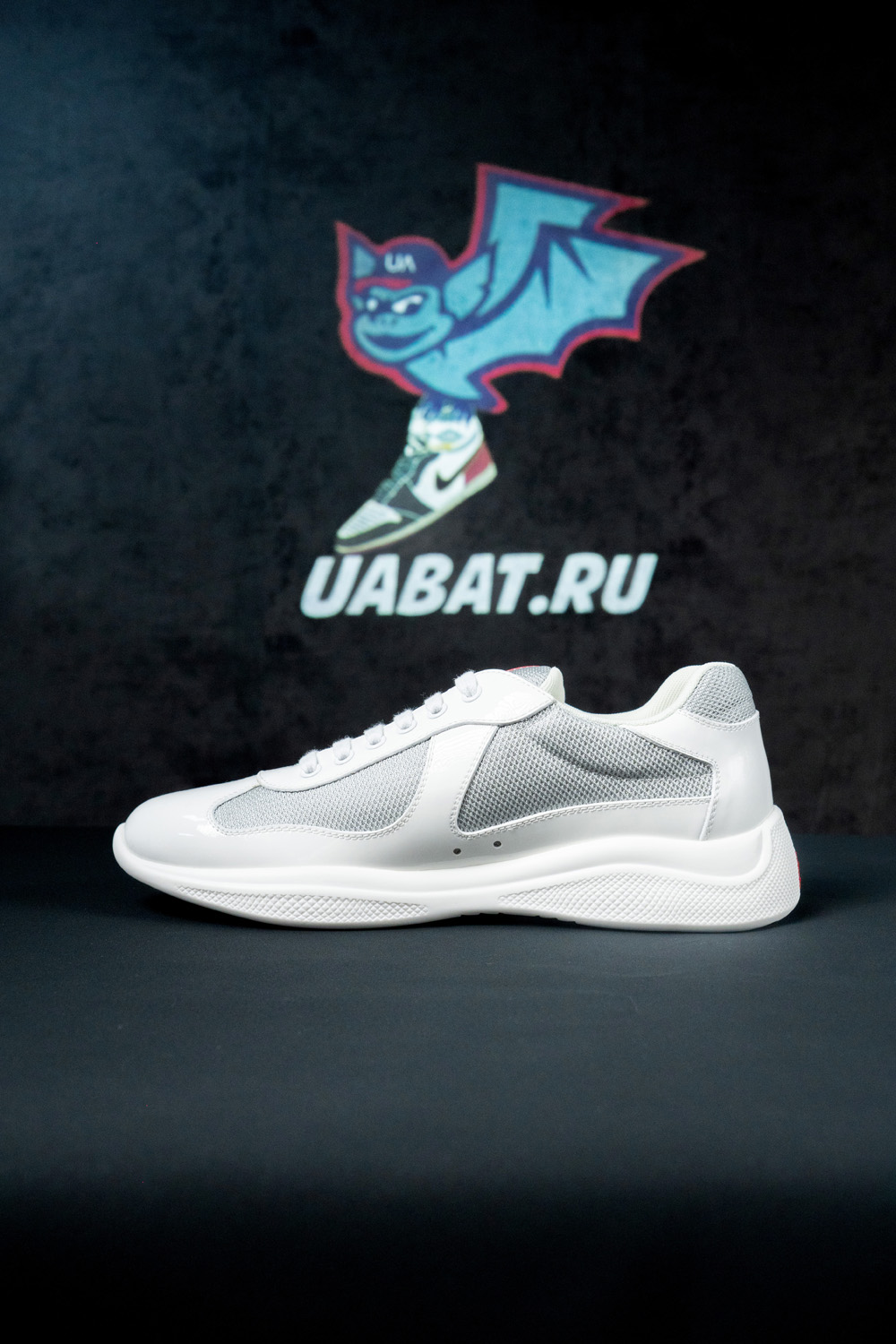 Prada America's Cup 'White Silver'