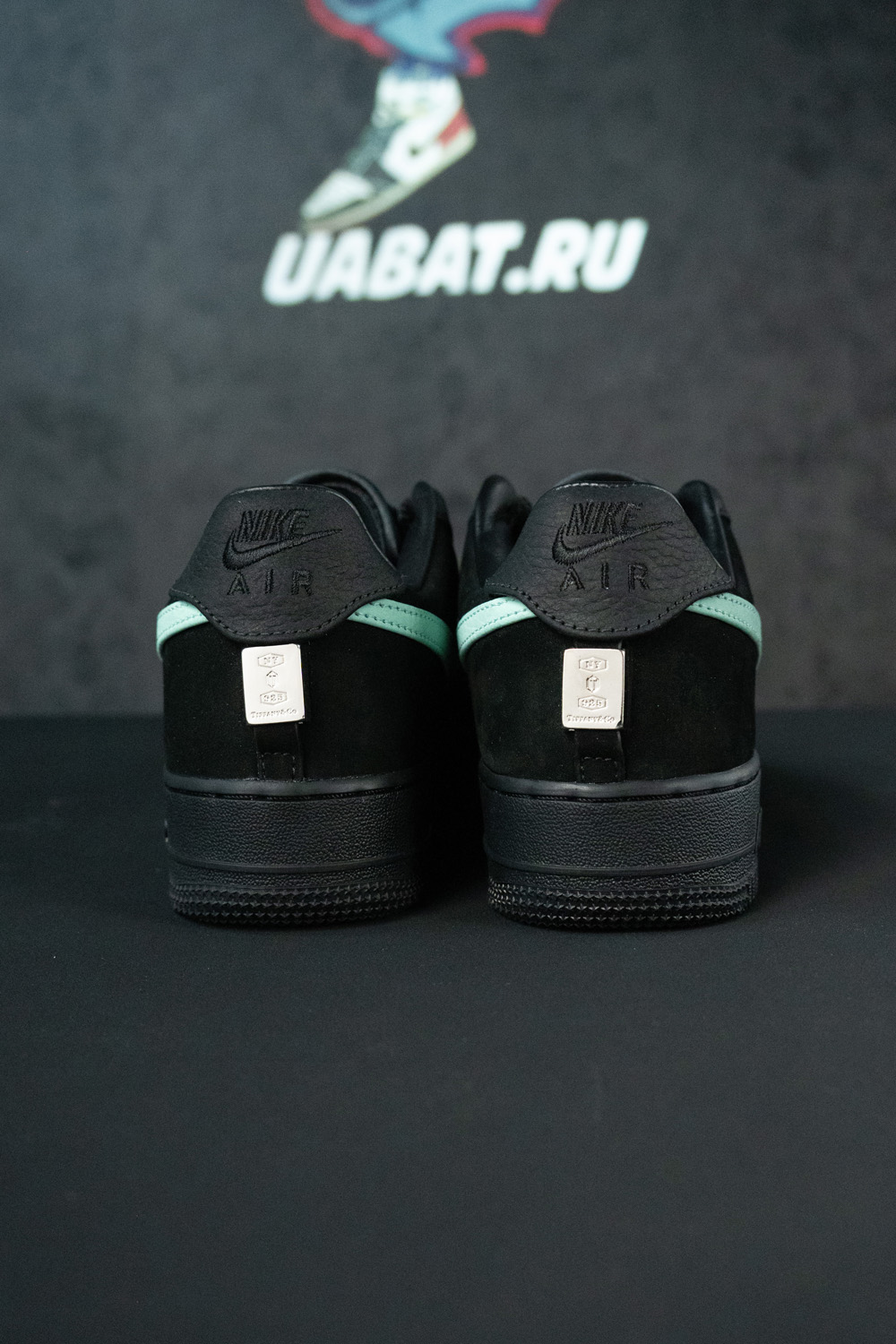TIFFANY & CO. X AIR FORCE 1 LOW 