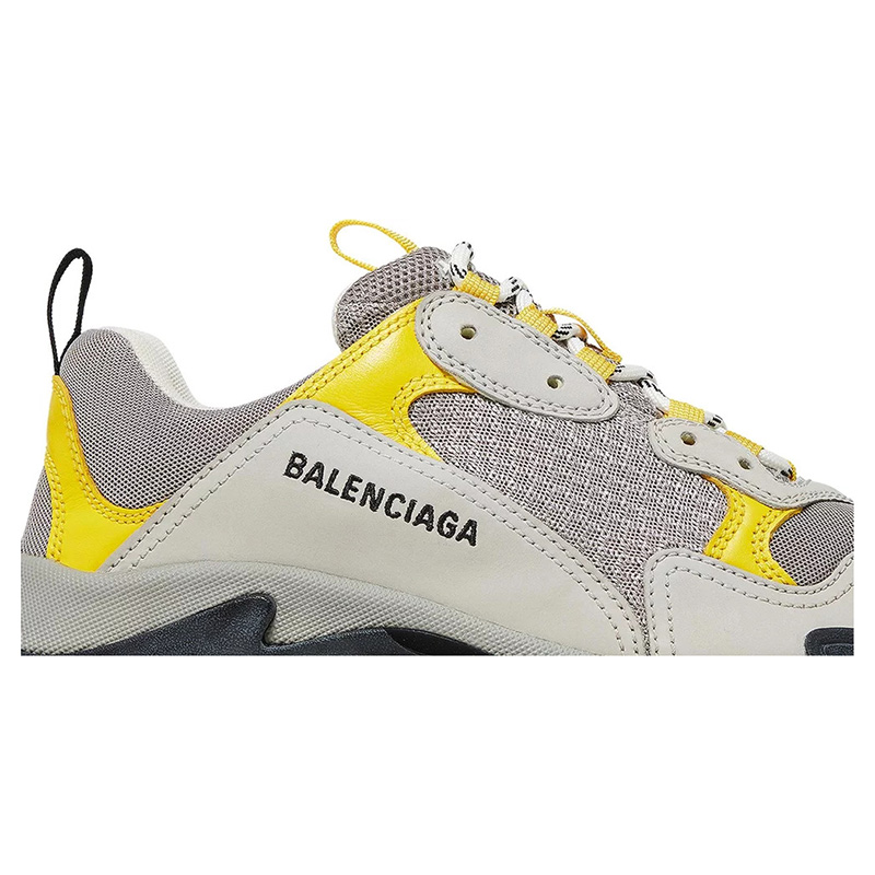 BALENCIAGA TRIPLE S 