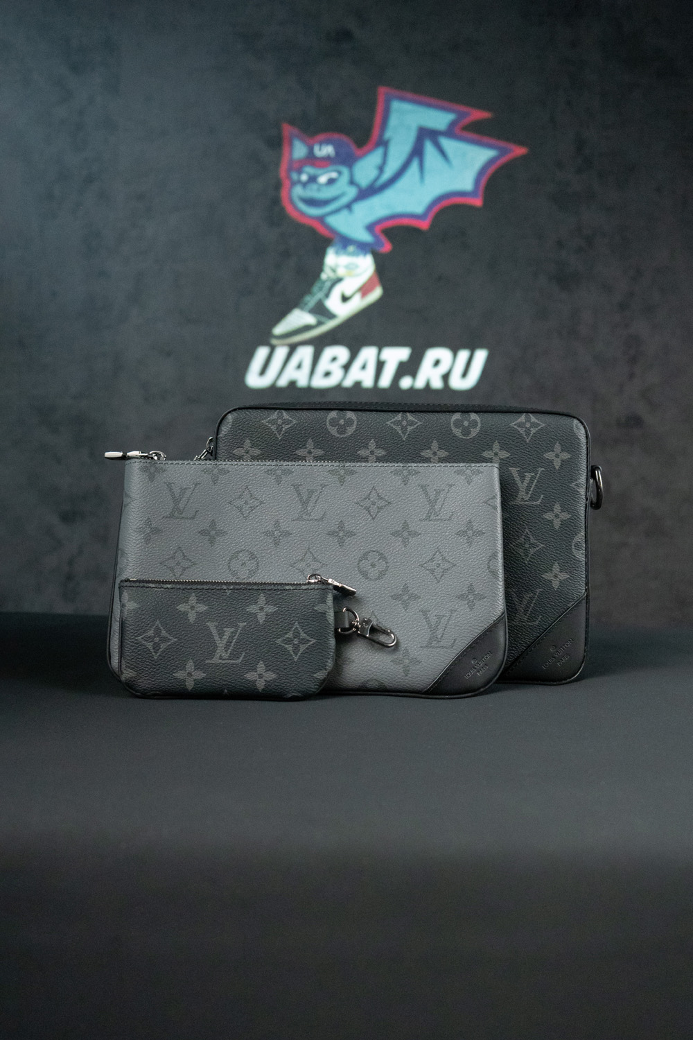 Louis Vuitton Bags M69443 25*18.5*7cm