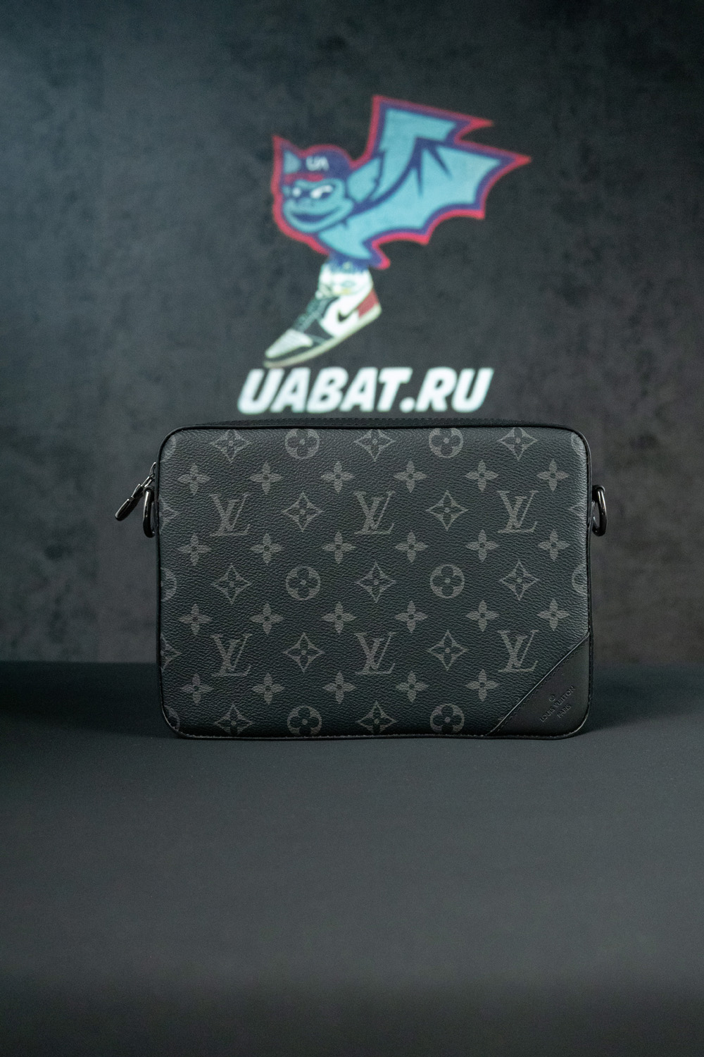 Louis Vuitton Bags M69443 25*18.5*7cm
