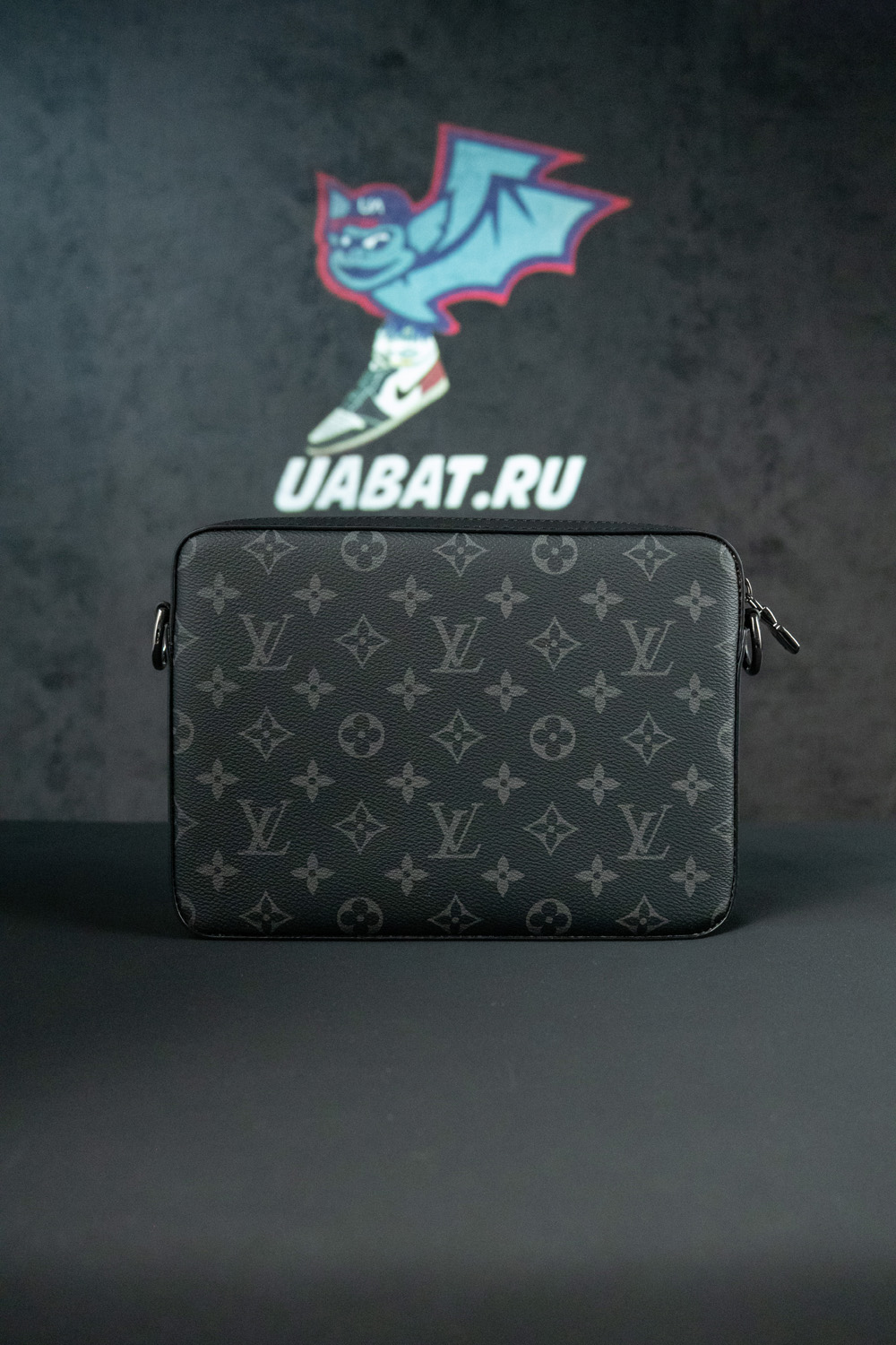 Louis Vuitton Bags M69443 25*18.5*7cm