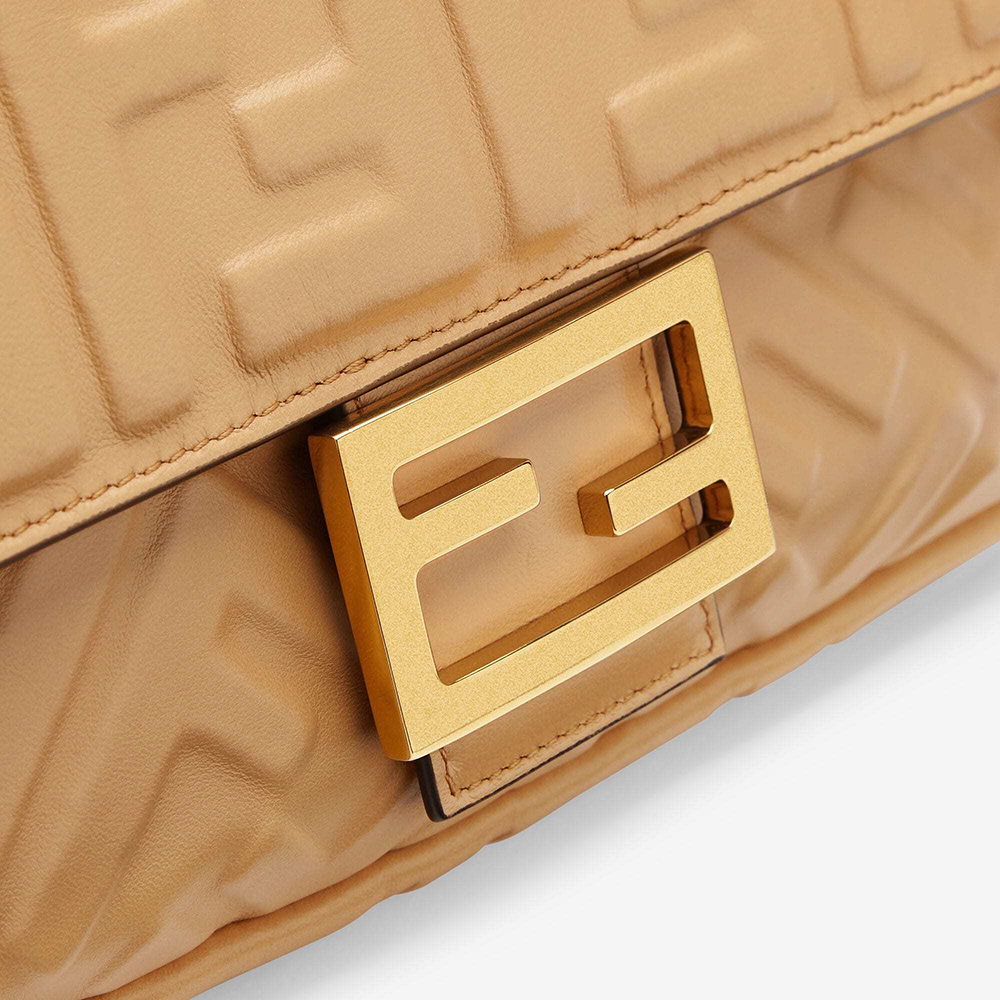 Fendi Bags VF1BZ2 15*6*27cm