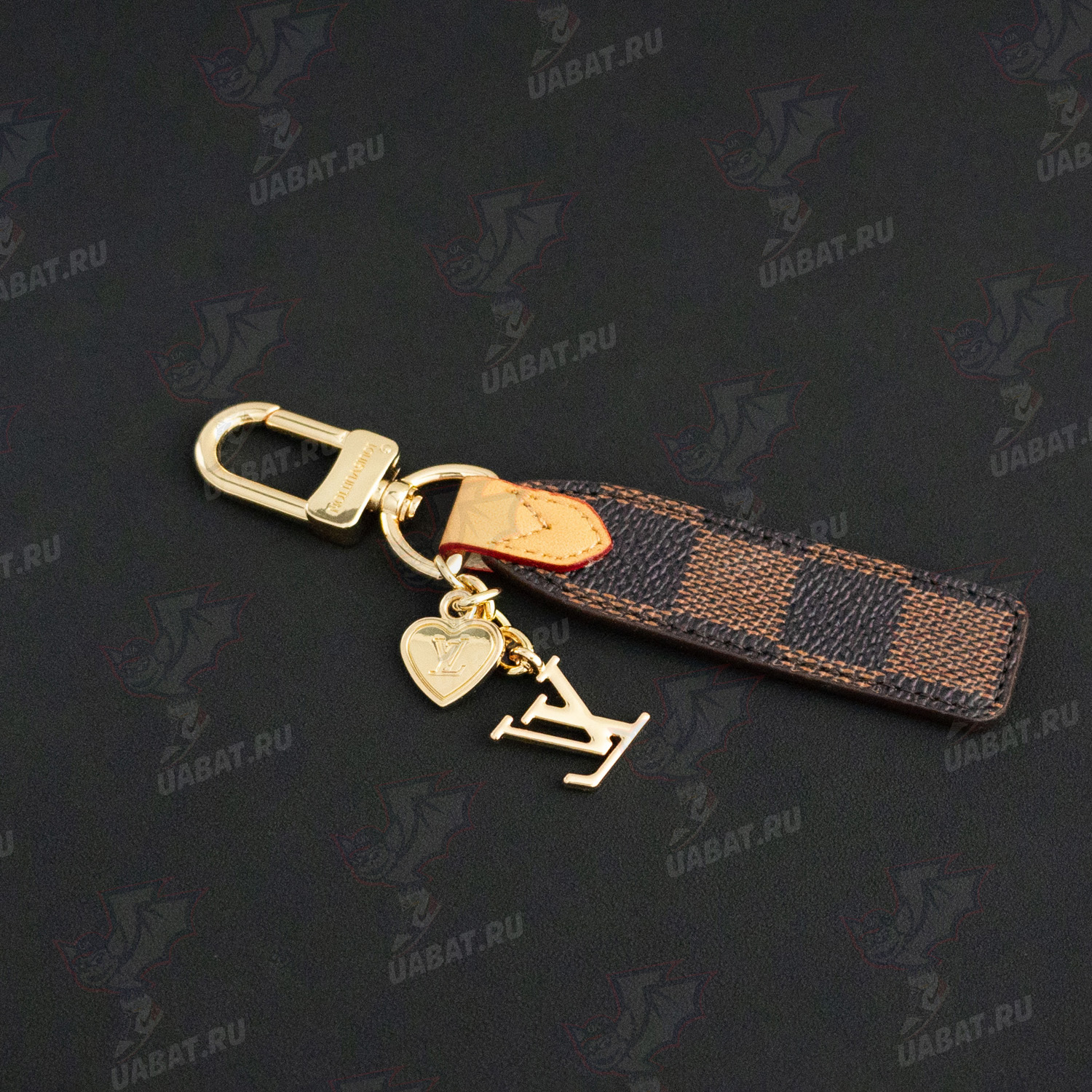 Louis Vuitton Keychain M01183