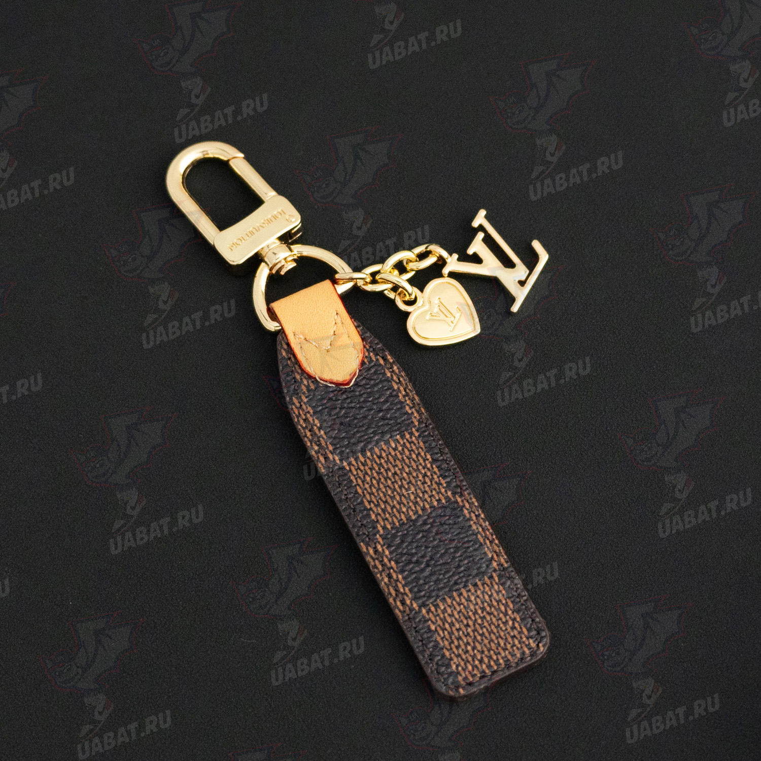 Louis Vuitton Keychain M01183