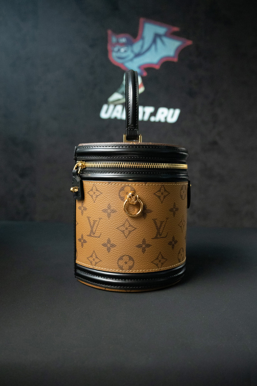 Louis Vuitton Bags M43986 15x17x15cm