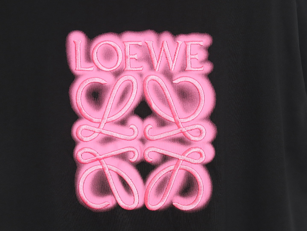Loewe 22SS fluorescent pink four grass embroidered short-sleeved T-shirt