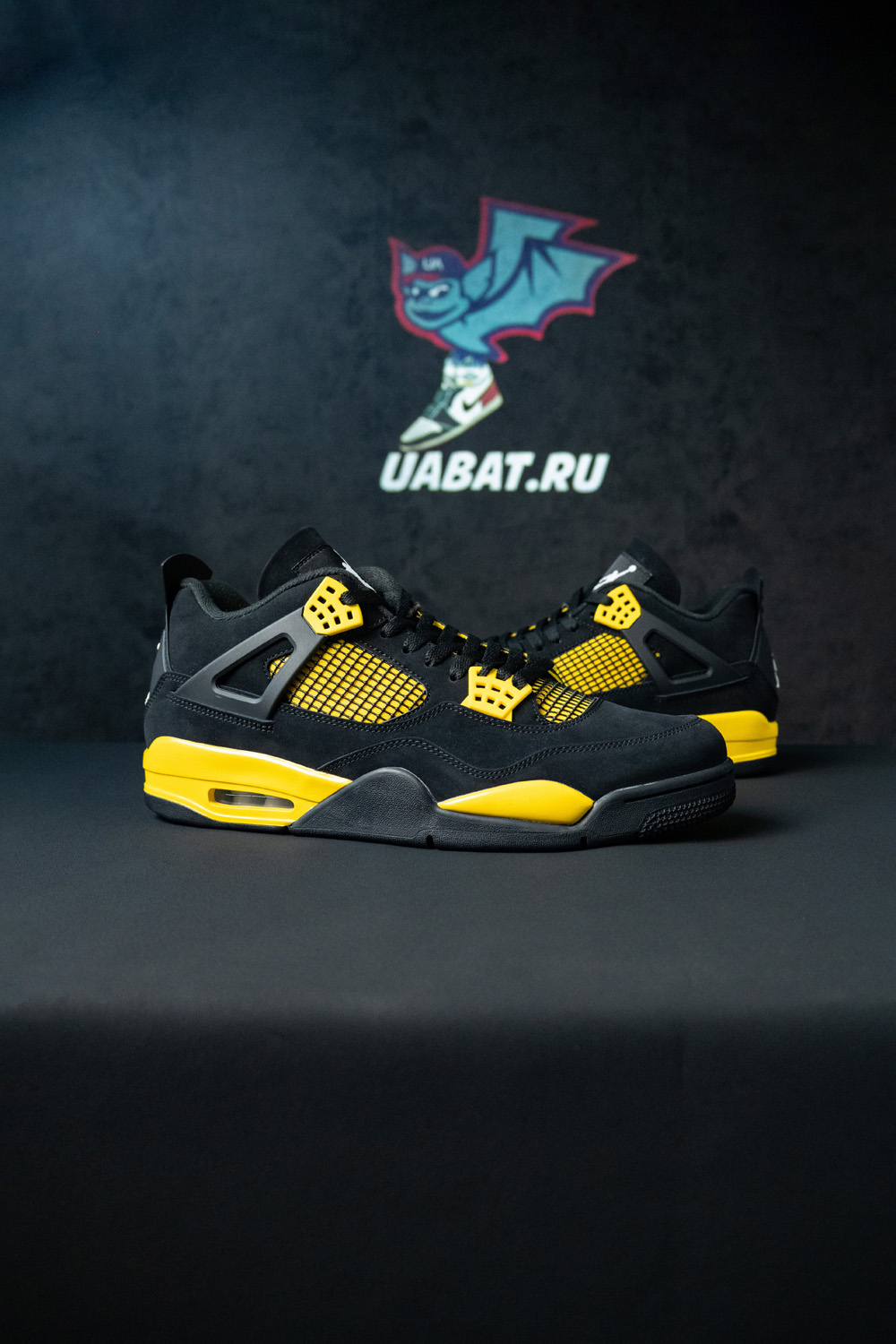 AIR JORDAN 4 “THUNDER” RETURNING SUMMER 2023