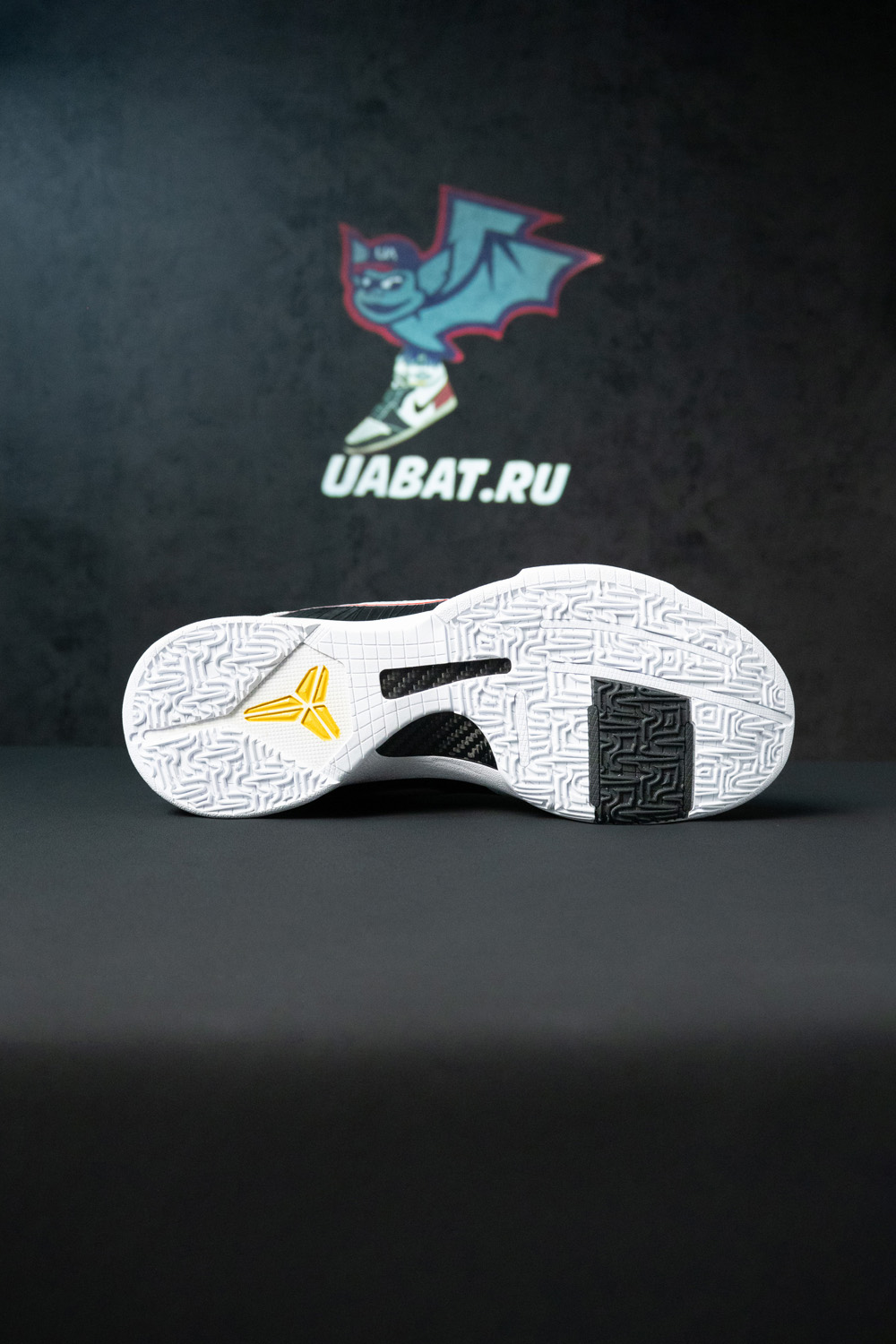 ZOOM KOBE 5 PROTRO 'ALTERNATE BRUCE LEE'