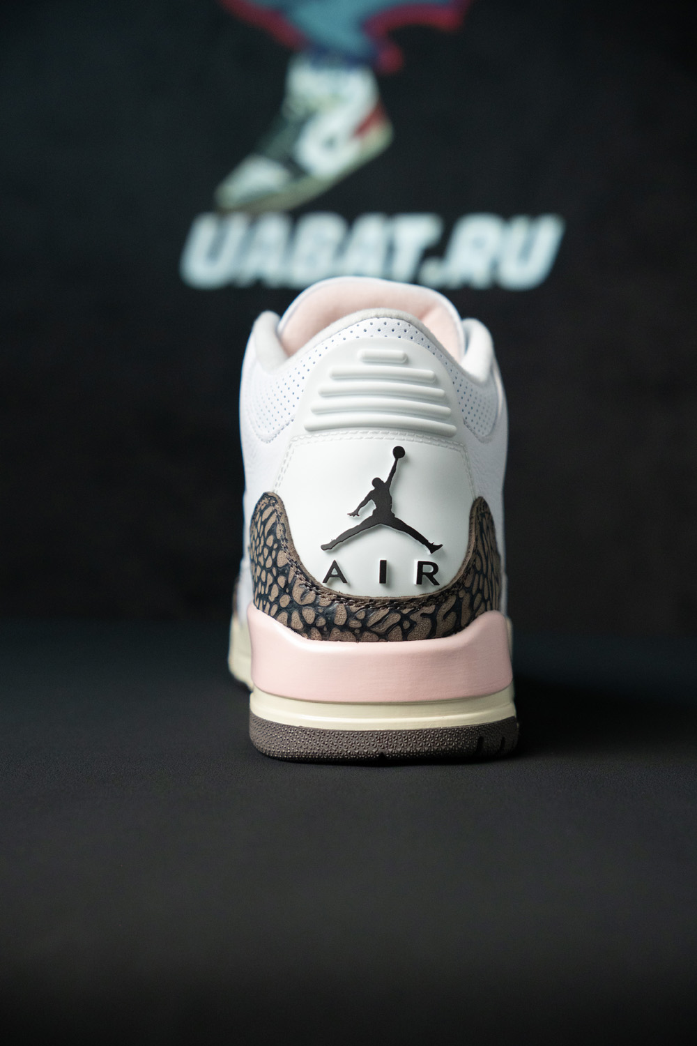 AIR JORDAN 3 RETRO 