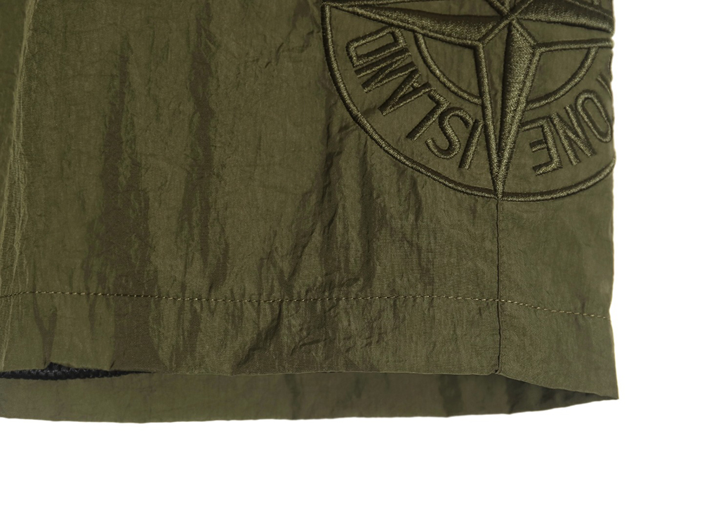 Stone Island Classic Cargo Shorts TSK2