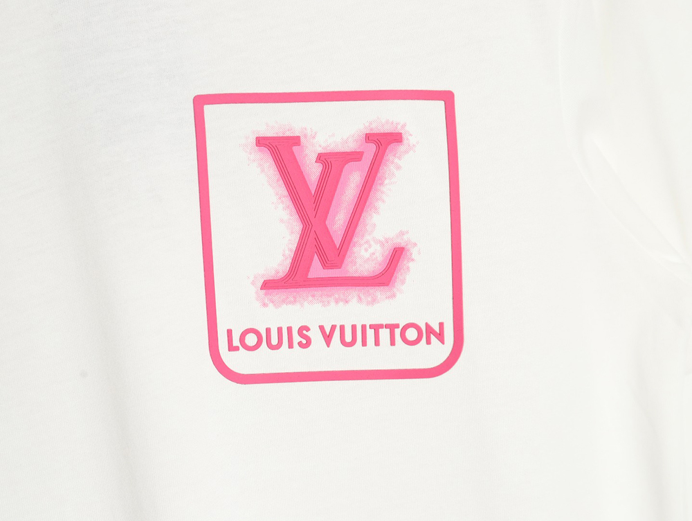 Louis Vuitton fake pocket 3d letter short sleeve