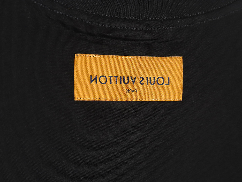 Louis Vuitton fake pocket 3d letter short sleeve