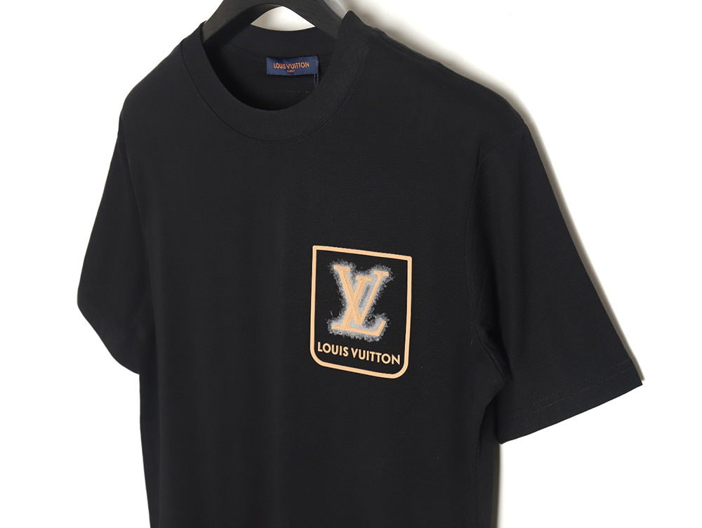 Louis Vuitton fake pocket 3d letter short sleeve