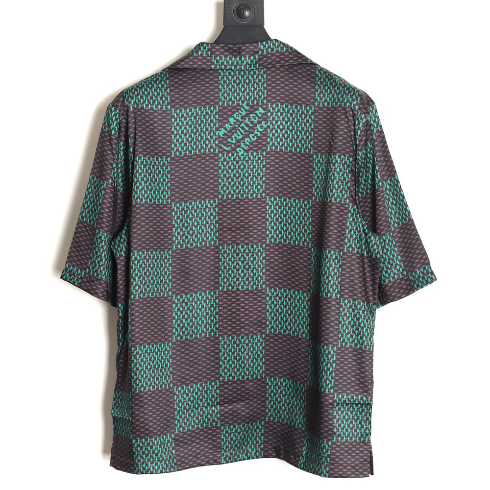 Louis Vuitton Large Checkerboard Silk Short Sleeve Shirt