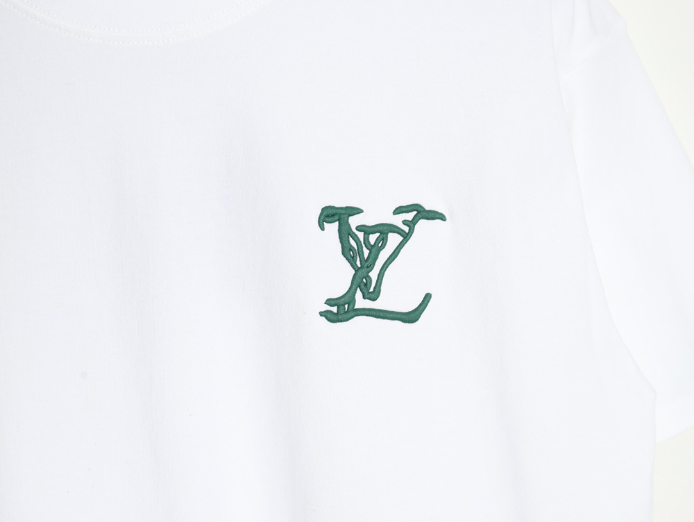 Louis Vuitton 24ss heavy embroidered logo short sleeve