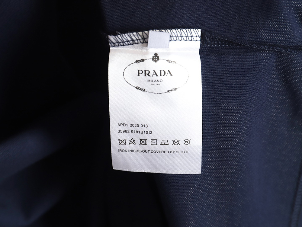 Prada logo embroidered short-sleeved polo shirt