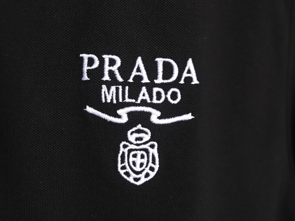 Prada logo embroidered short-sleeved polo shirt