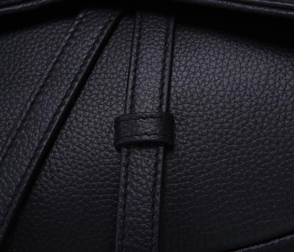 Christian Dior Bags H10E 19*26*4.3cm