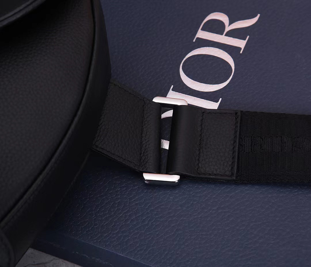 Christian Dior Bags H10E 19*26*4.3cm
