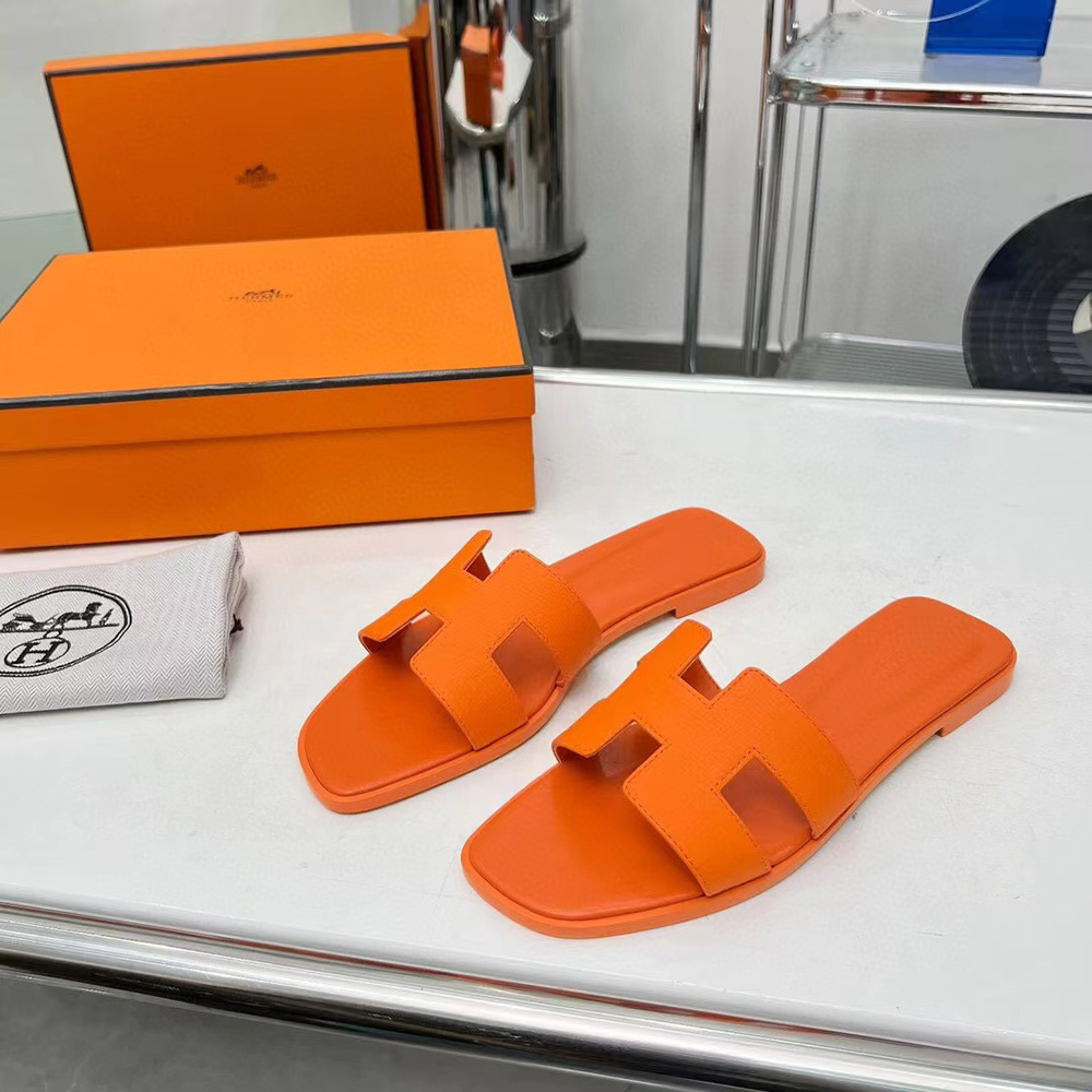 Hermes Oran sandal