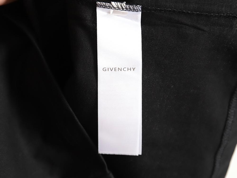 Givenchy 24ss hollow letter embroidered short sleeve TSK1