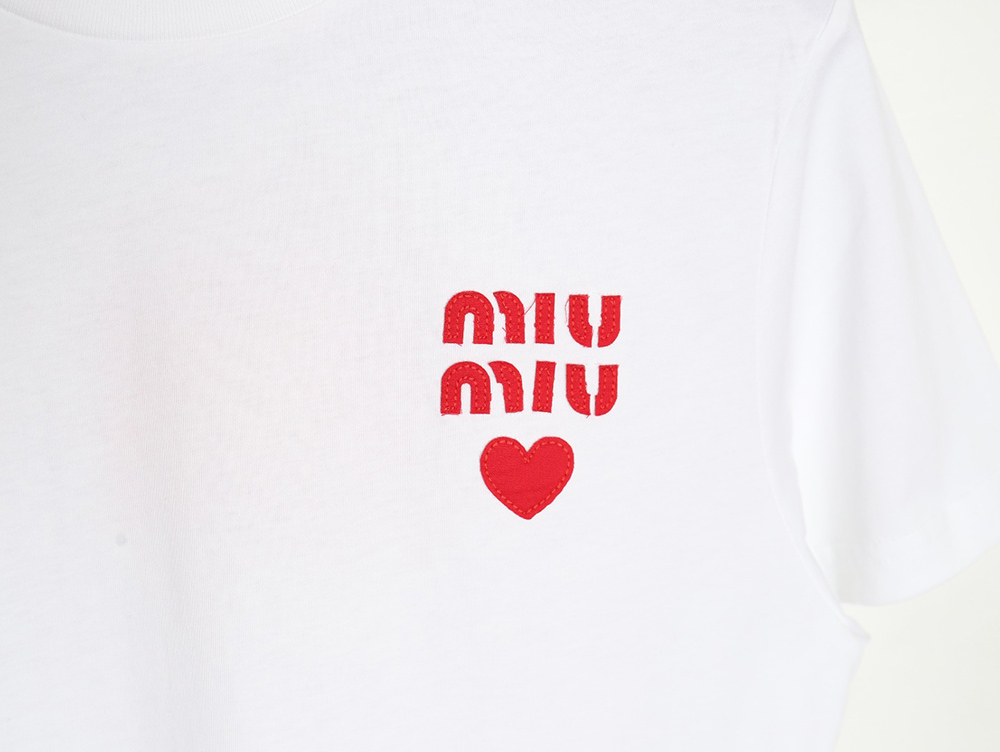 Miu Miu 24ss heart patch short sleeve TSK1