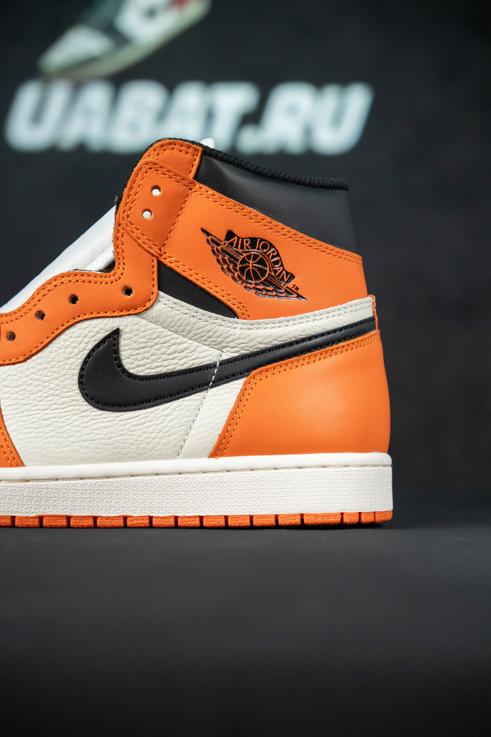 AIR JORDAN 1 RETRO HIGH OG ''SHATTERED BACKBOARD AWAY''