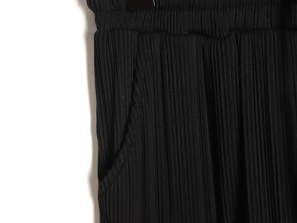 Issey miyake minimalist classic pleated trousers TSK1