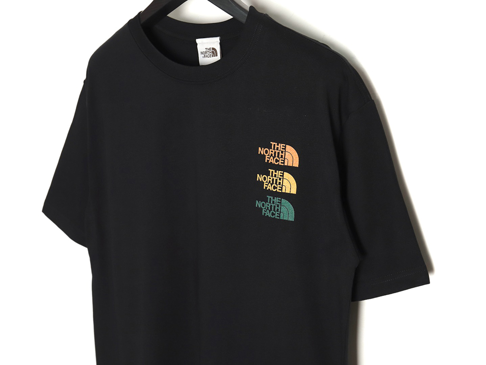 The North Face co-branded multi-logo digital print short-sleeve TSK2