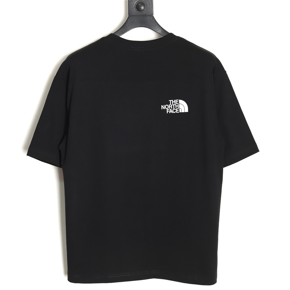 The North Face co-branded multi-logo digital print short-sleeve TSK2