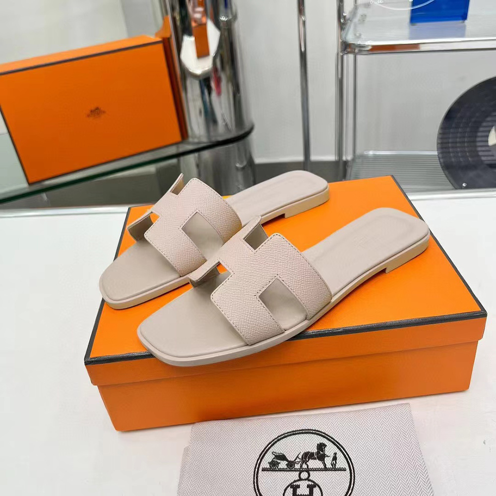 Hermes Oran sandal