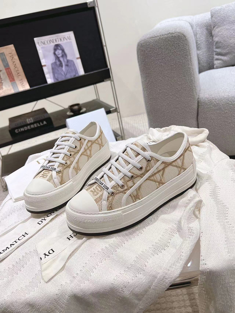 Dior Or Walk'n'Dior Platform Sneaker