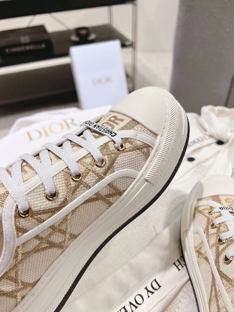 Dior Or Walk'n'Dior Platform Sneaker