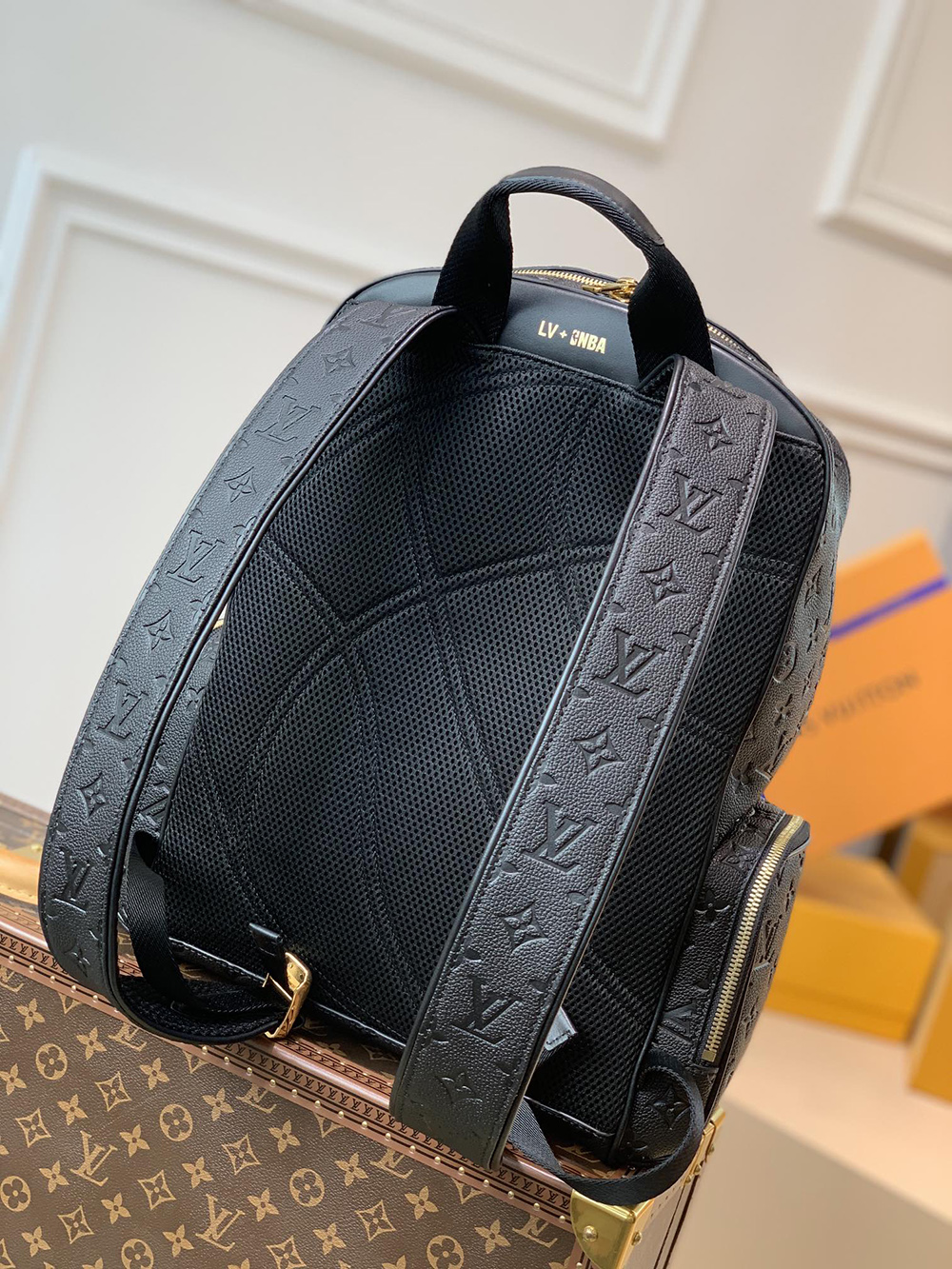 Louis Vuitton Bags M57972 24*45*19cm