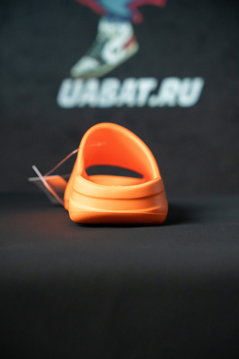 YEEZY SLIDES 'ENFLAME ORANGE'