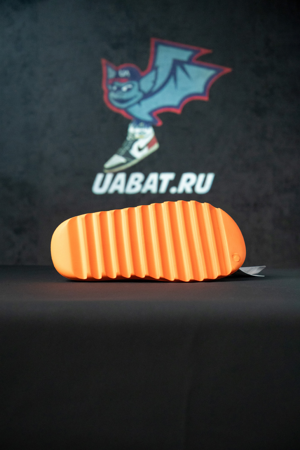 YEEZY SLIDES 'ENFLAME ORANGE'