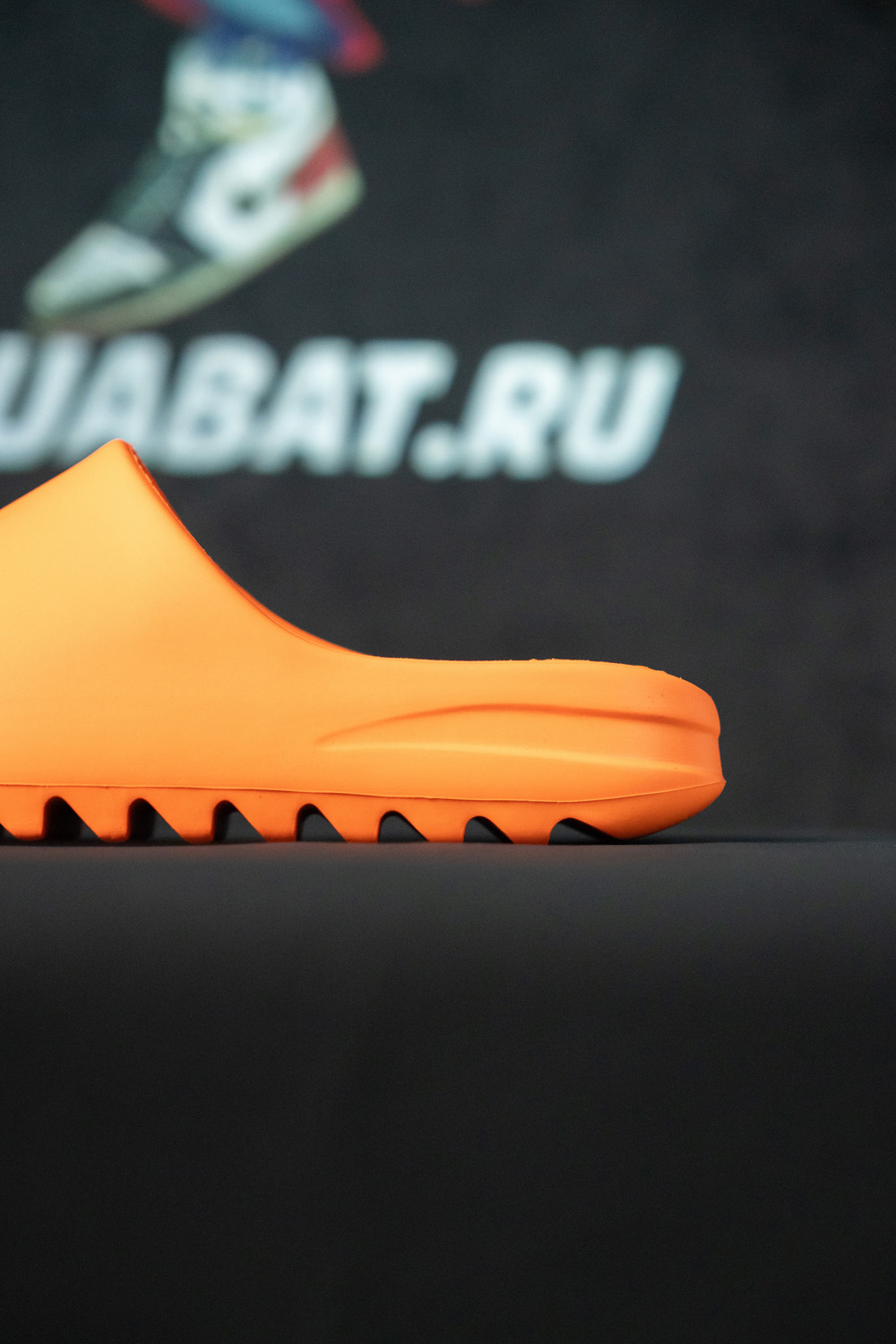 YEEZY SLIDES 'ENFLAME ORANGE'